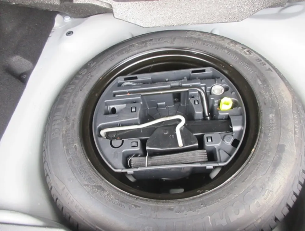 PEUGEOT 2008 ALLURE MOONROOF  - PRG Motors Ltd