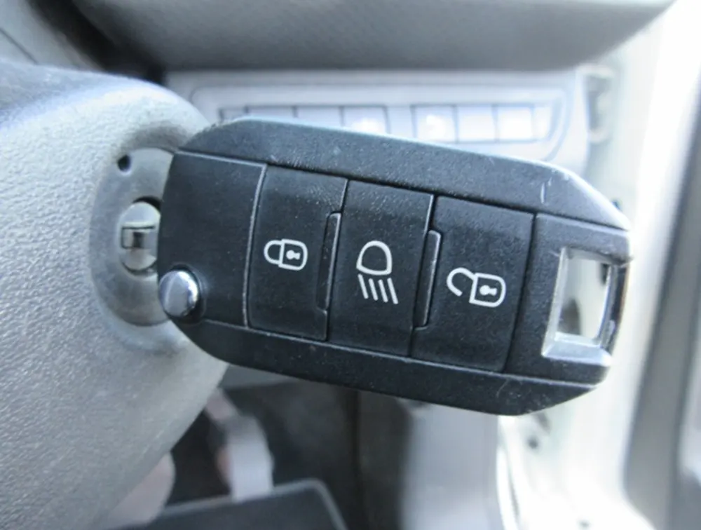 PEUGEOT 2008 CROSSCITY - PRG Motors Ltd