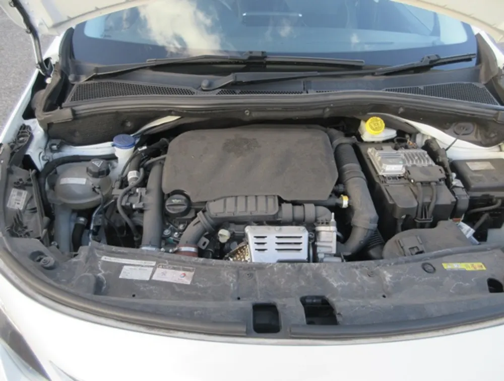 PEUGEOT 2008 CROSSCITY - PRG Motors Ltd