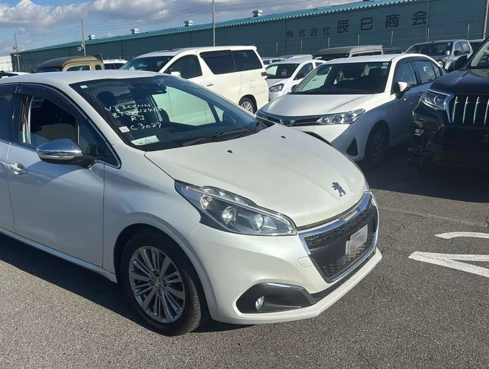 PEUGEOT 208 ALLURE