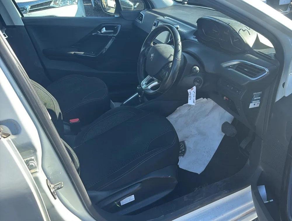 PEUGEOT 208 ALLURE - PRG Motors Ltd