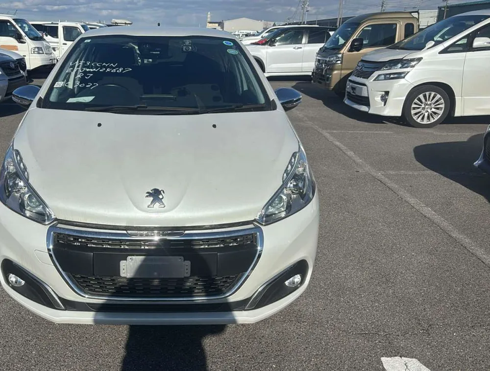 PEUGEOT 208 ALLURE - PRG Motors Ltd