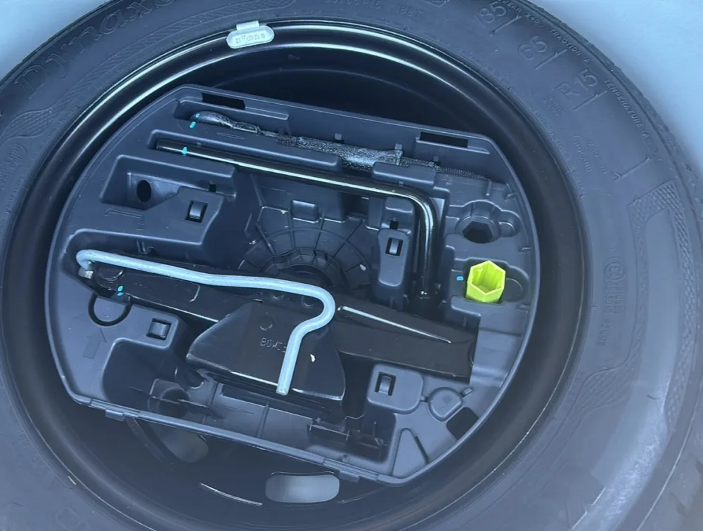 PEUGEOT 208 ALLURE - PRG Motors Ltd