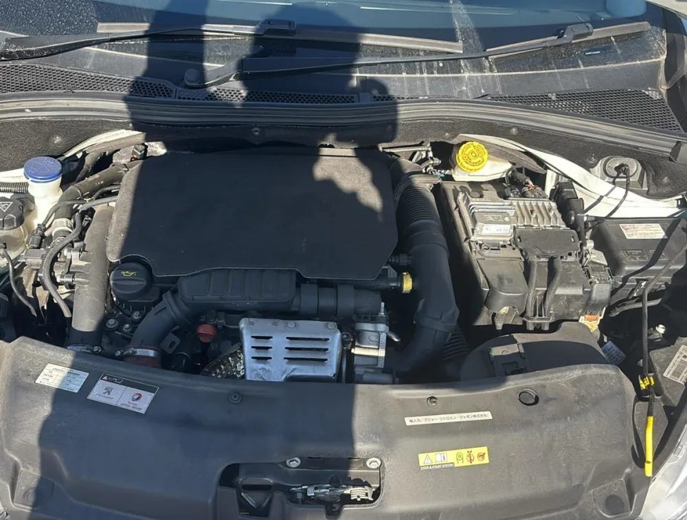 PEUGEOT 208 ALLURE - PRG Motors Ltd