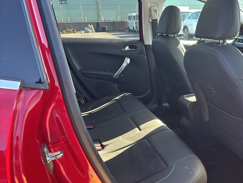 PEUGEOT 2008 CROSSCITY MOONROOF - PRG Motors Ltd