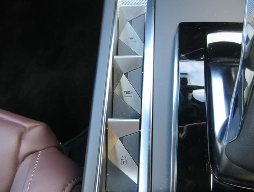 DS AUTOMOBILE DS3 CROSSBACK - PRG Motors Ltd