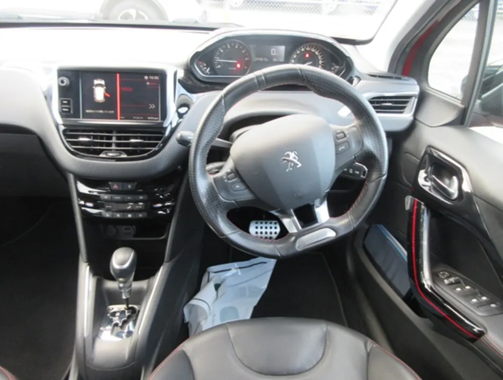 PEUGEOT 208 GTLINE - PRG Motors Ltd