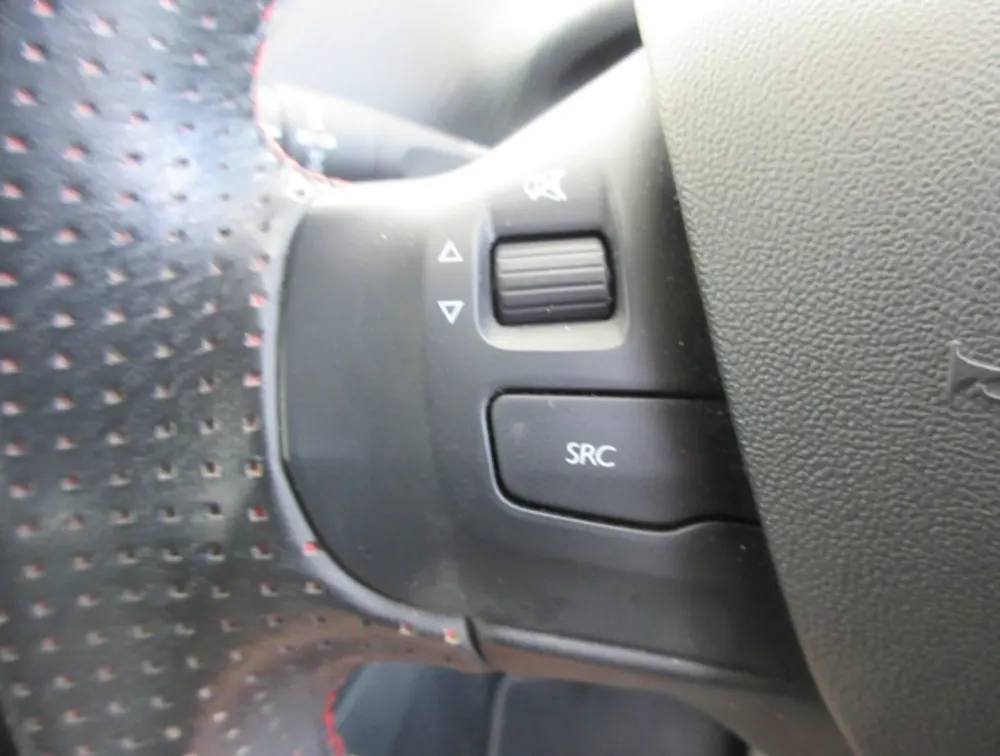 PEUGEOT 208 GTLINE - PRG Motors Ltd