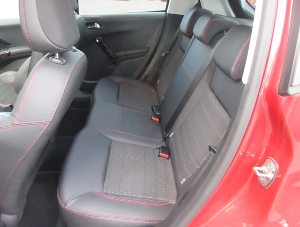 PEUGEOT 208 GTLINE - PRG Motors Ltd