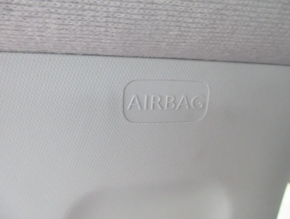 PEUGEOT 208 GTLINE - PRG Motors Ltd