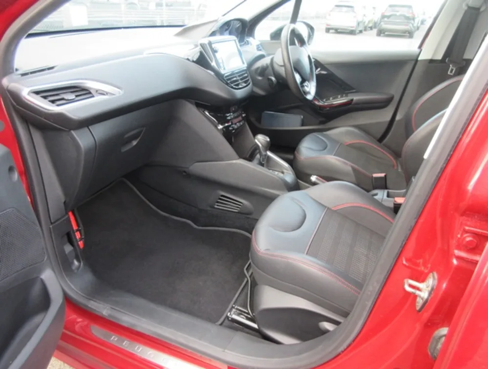 PEUGEOT 208 GTLINE - PRG Motors Ltd