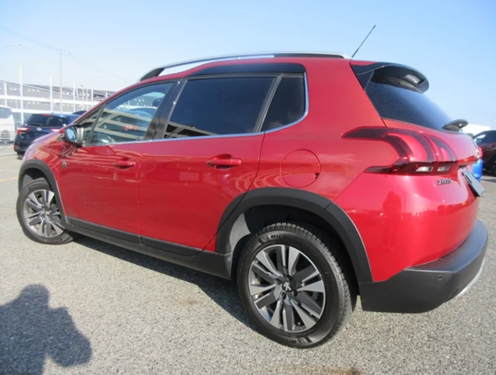 PEUGEOT 2008 CROSSCITY MOONROOF - PRG Motors Ltd