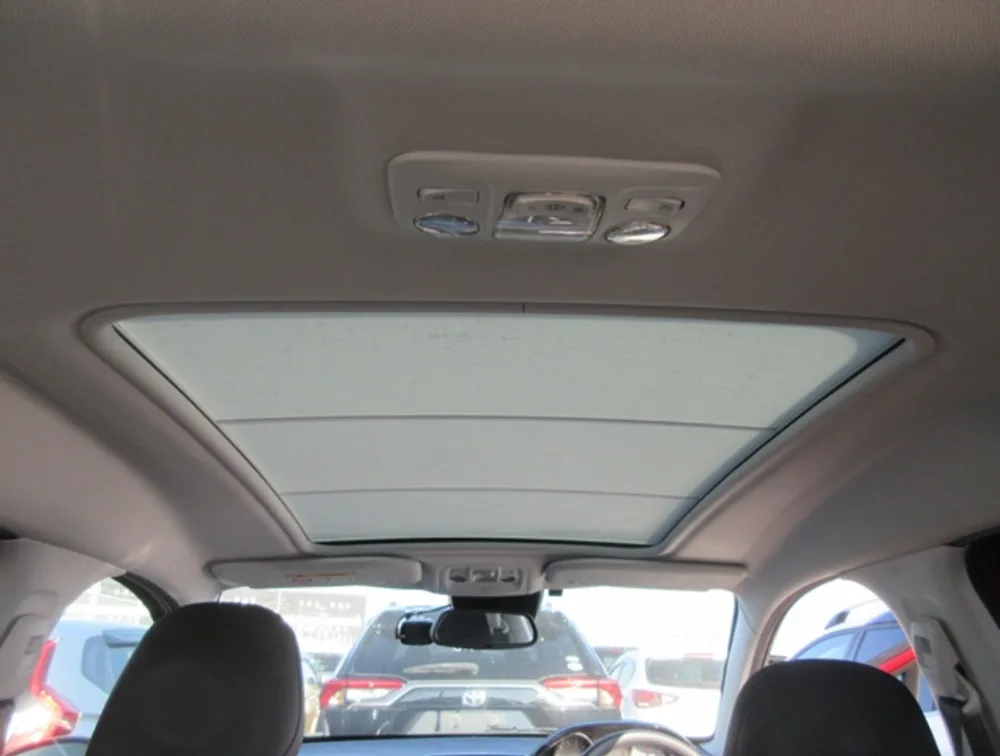 PEUGEOT 2008 CROSSCITY MOONROOF - PRG Motors Ltd