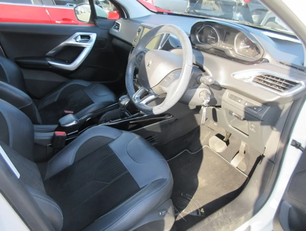 PEUGEOT 2008 CROSSCITY - PRG Motors Ltd