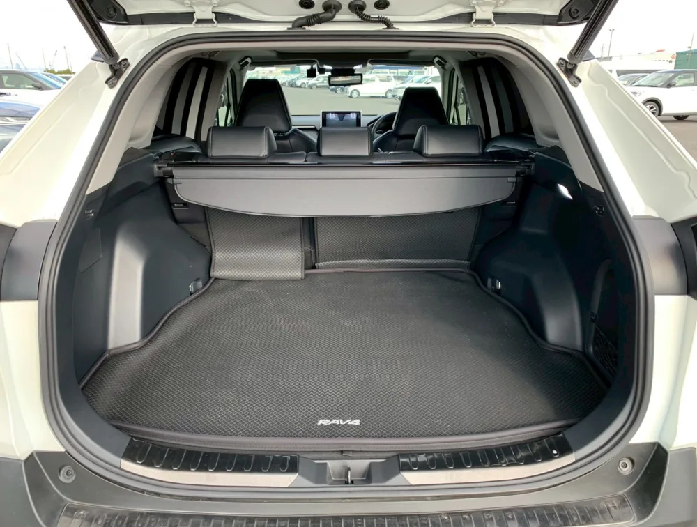 TOYOTA RAV4 HYBRID SUNROOF - PRG Motors Ltd