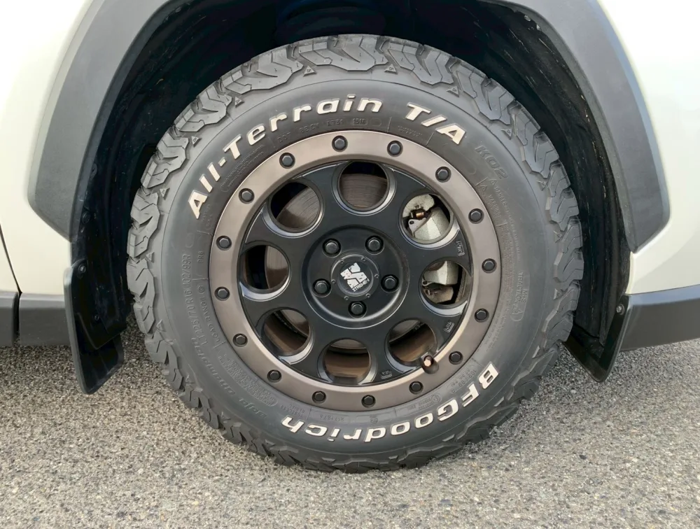 TOYOTA RAV4 HYBRID SUNROOF - PRG Motors Ltd