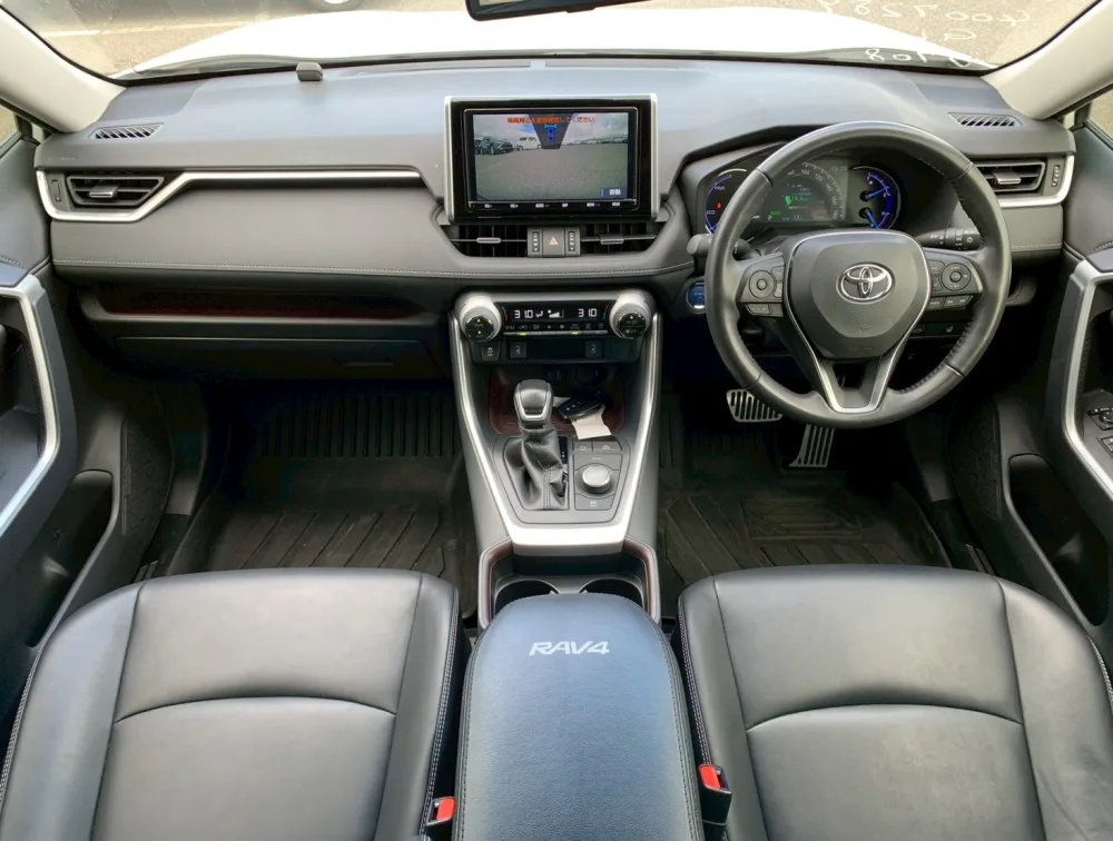 TOYOTA RAV4 HYBRID SUNROOF - PRG Motors Ltd