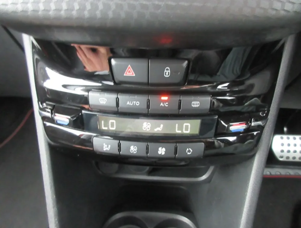 PEUGEOT 2008 GTLINE  - PRG Motors Ltd