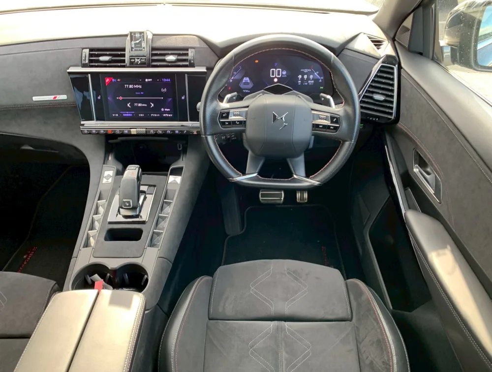 DS AUTOMOBILE DS7 SUNROOF - PRG Motors Ltd