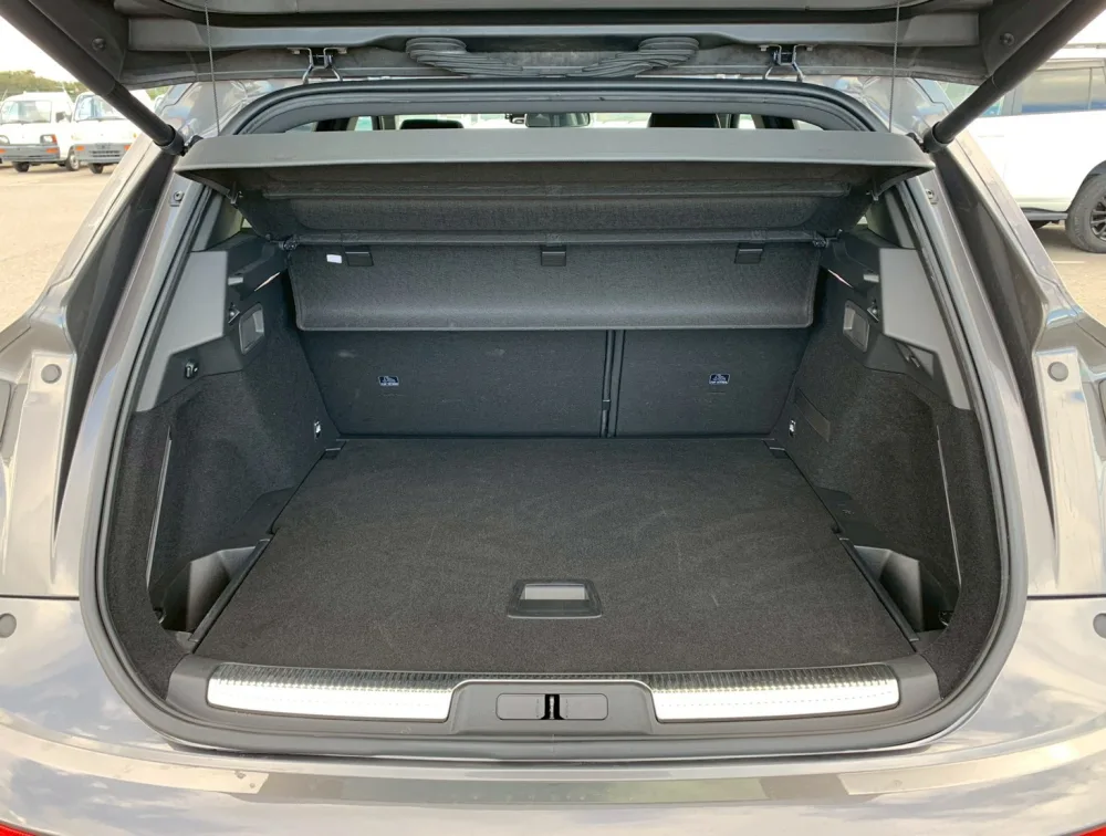 DS AUTOMOBILE DS7 SUNROOF - PRG Motors Ltd