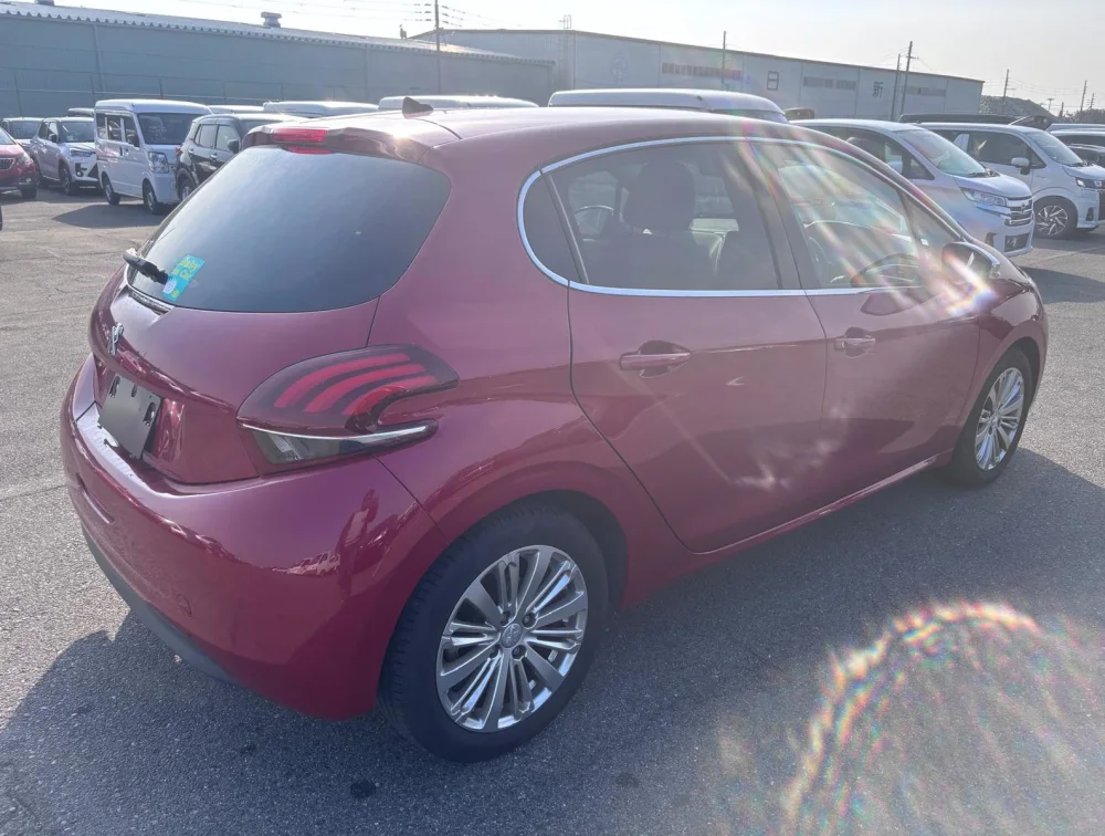 PEUGEOT 208 ALLURE - PRG Motors Ltd