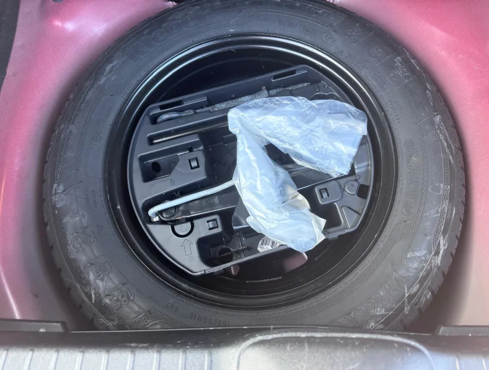 PEUGEOT 208 ALLURE - PRG Motors Ltd