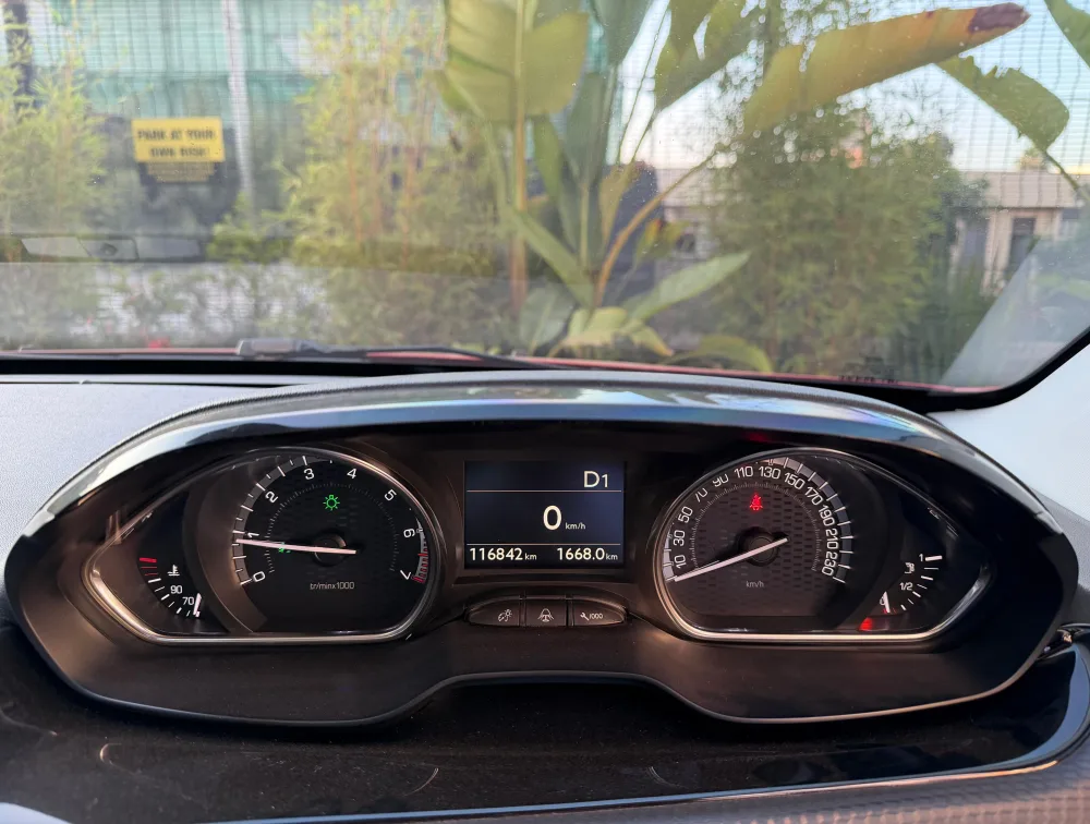 PEUGEOT 2008 GTLINE MOONROOF - PRG Motors Ltd