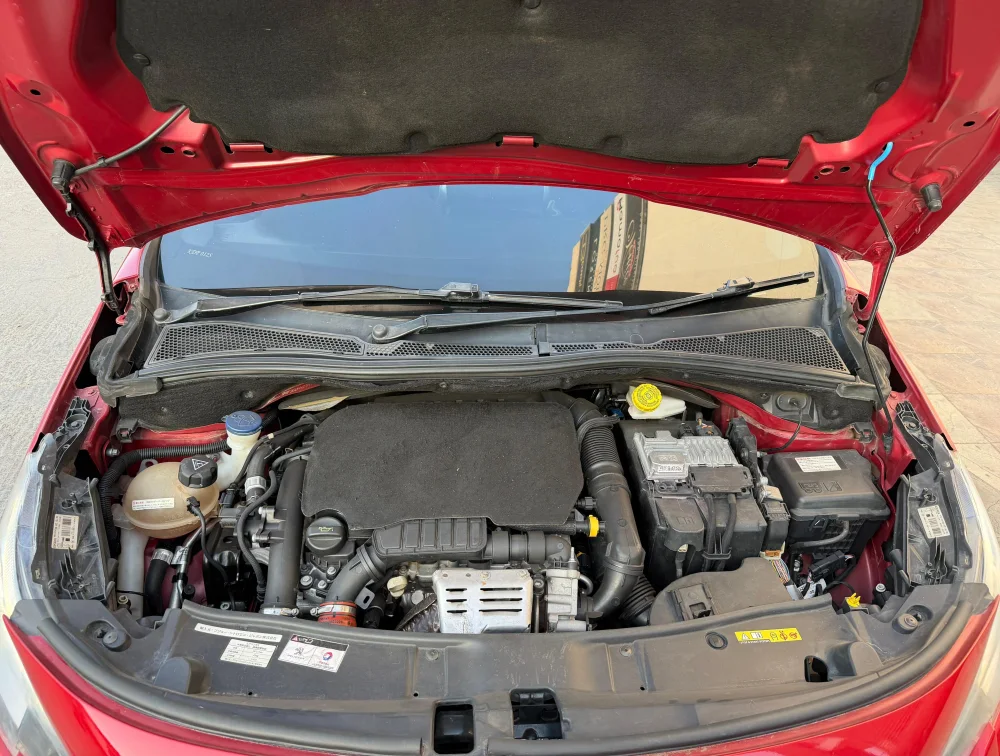 PEUGEOT 2008 GTLINE MOONROOF - PRG Motors Ltd