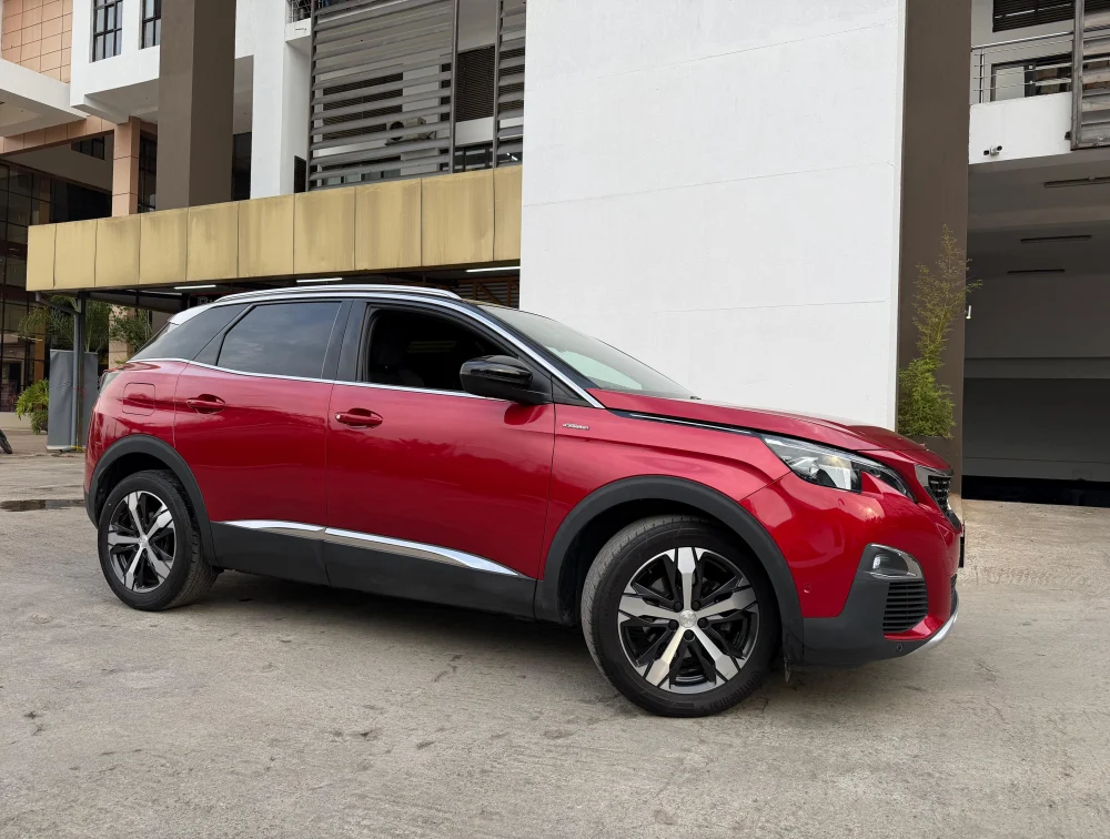PEUGEOT 3008 GTLINE