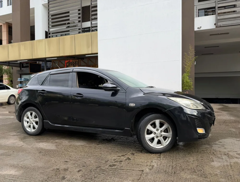 MAZDA AXELA HATCHBACK