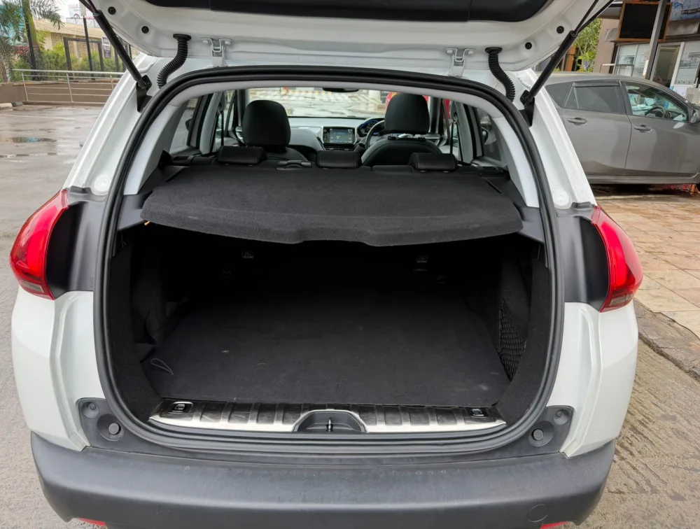 PEUGEOT 2008 CROSSCITY MOONROOF - PRG Motors Ltd
