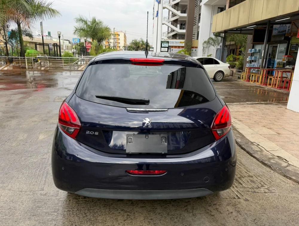 PEUGEOT 208 ALLURE LEATHER SEATS - PRG Motors Ltd