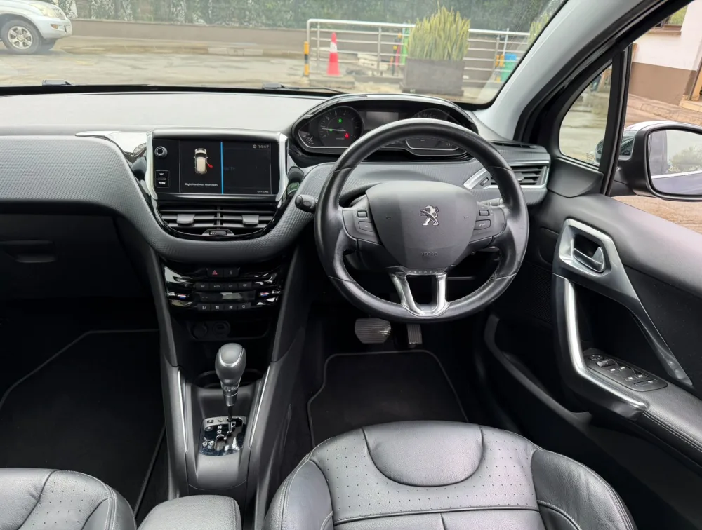 PEUGEOT 208 ALLURE LEATHER SEATS - PRG Motors Ltd
