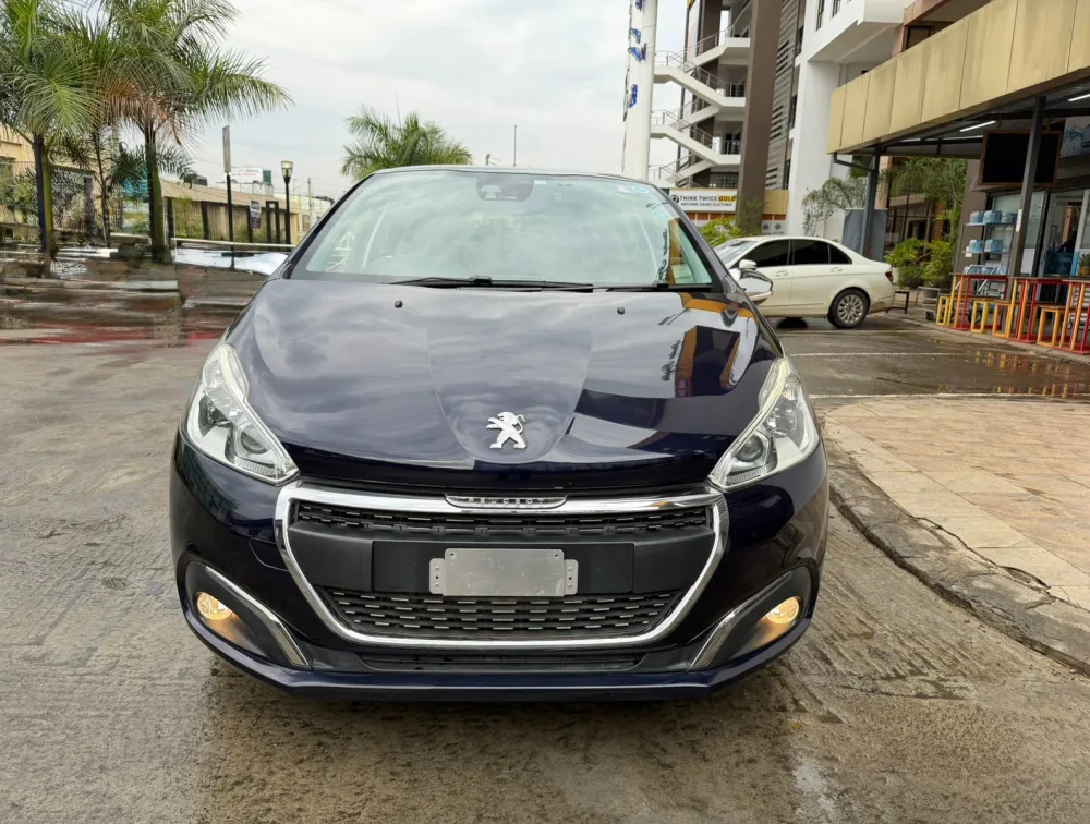 PEUGEOT 208 ALLURE LEATHER SEATS - PRG Motors Ltd