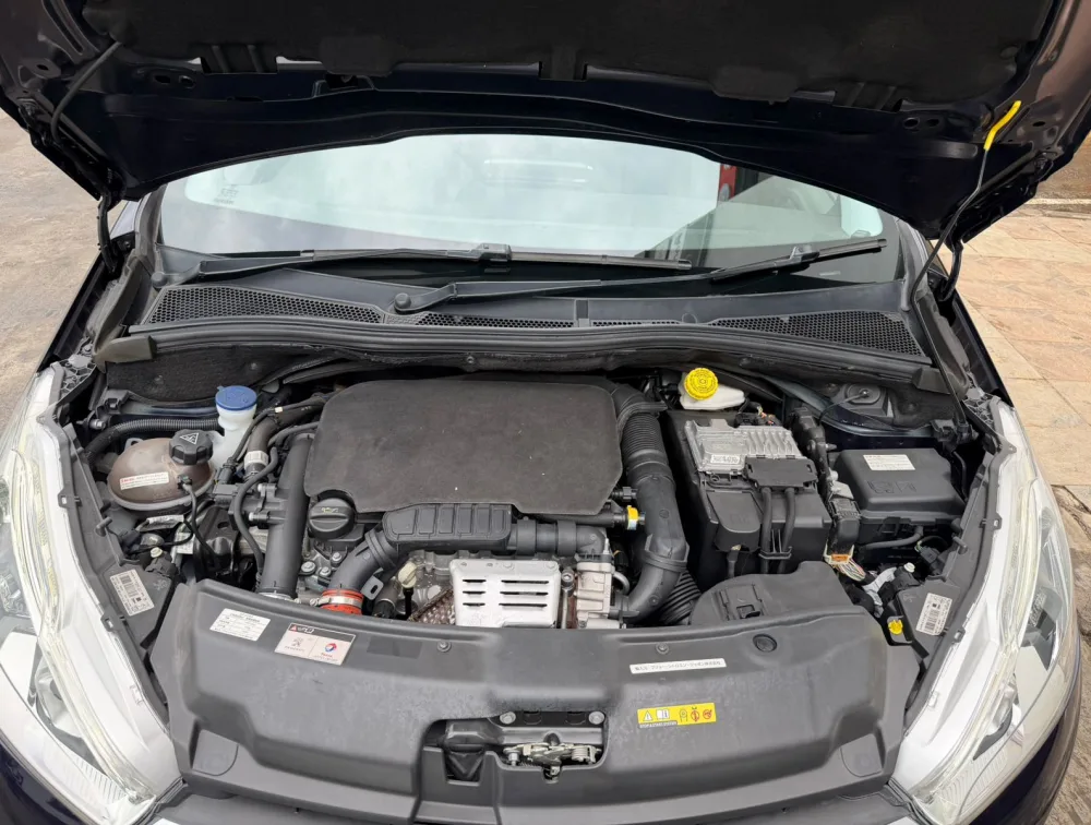 PEUGEOT 208 ALLURE LEATHER SEATS - PRG Motors Ltd