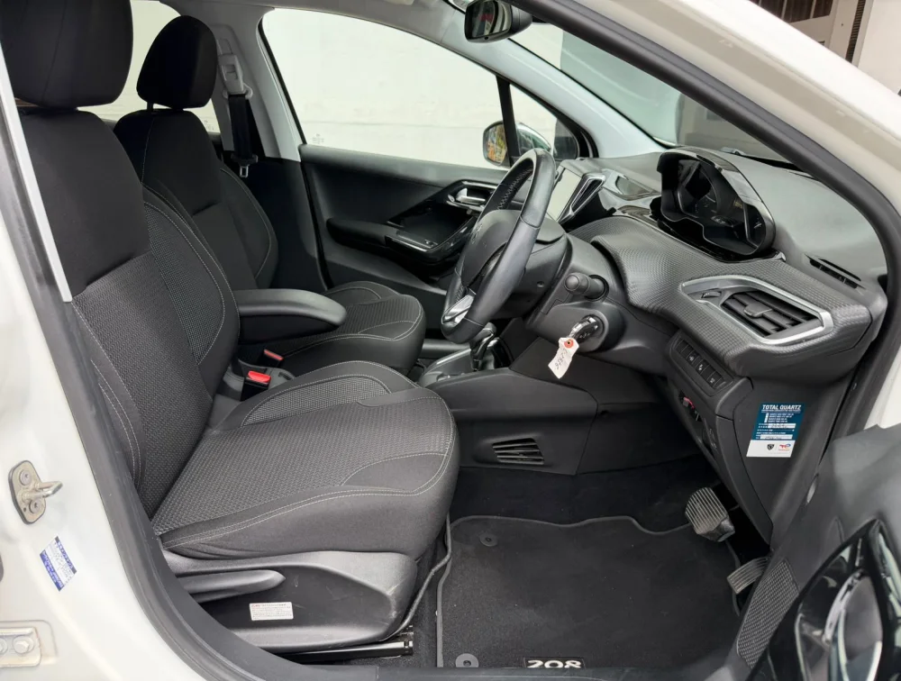 PEUGEOT 208 TECH EDITION - PRG Motors Ltd