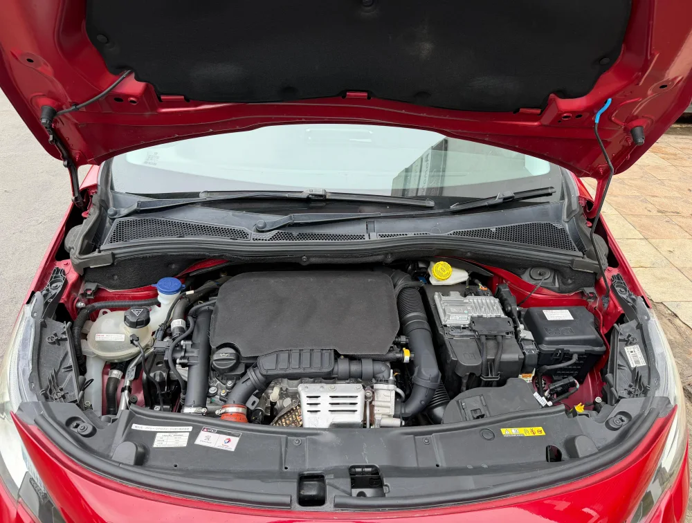 PEUGEOT 2008 GTLINE - PRG Motors Ltd