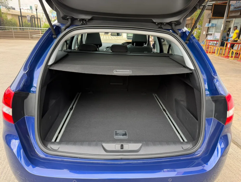 PEUGEOT 308 S/W ALLURE MOONROOF - PRG Motors Ltd