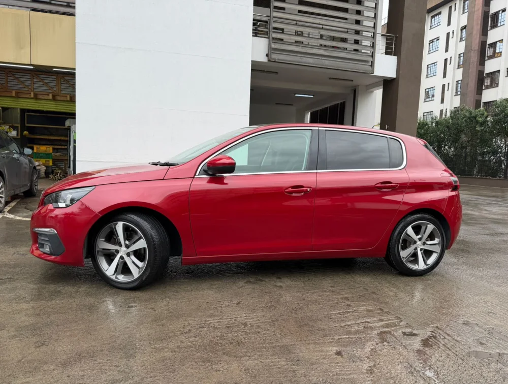 PEUGEOT 308 CIELO MOONROOF - PRG Motors Ltd