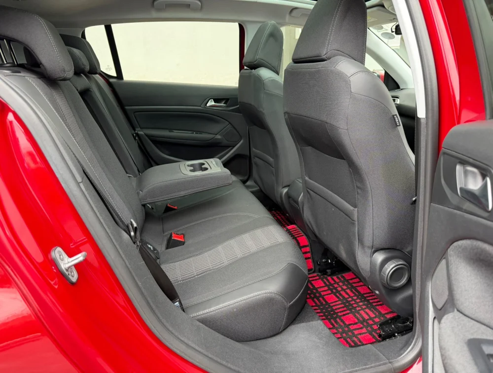 PEUGEOT 308 CIELO MOONROOF - PRG Motors Ltd