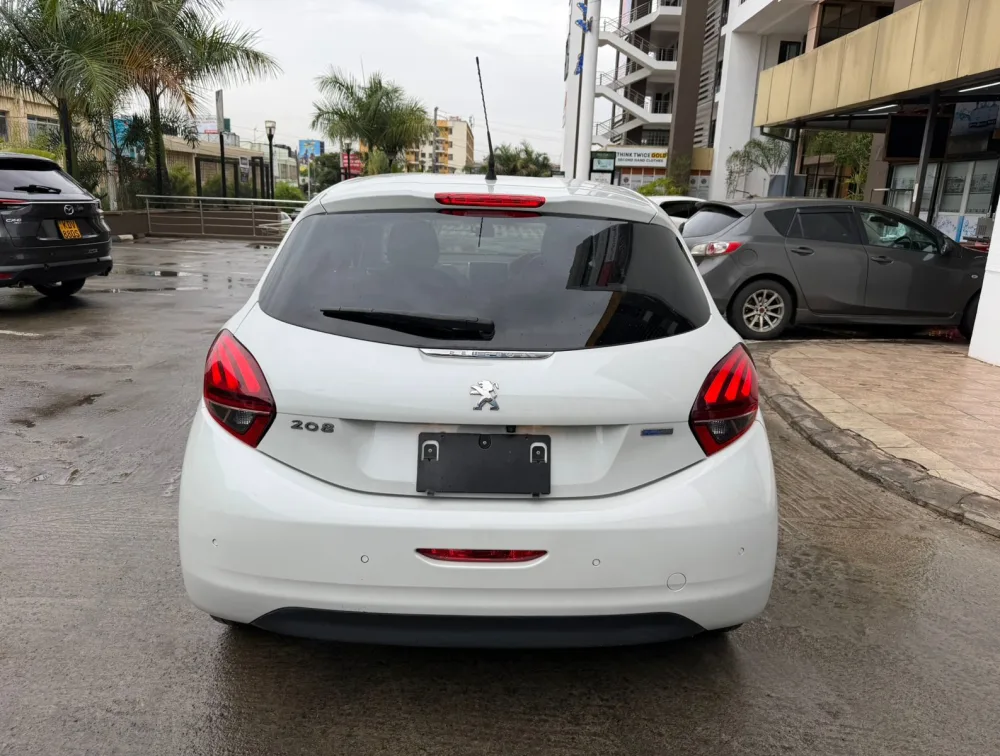 PEUGEOT 208 ALLURE - PRG Motors Ltd