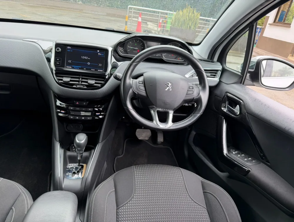 PEUGEOT 208 ALLURE - PRG Motors Ltd
