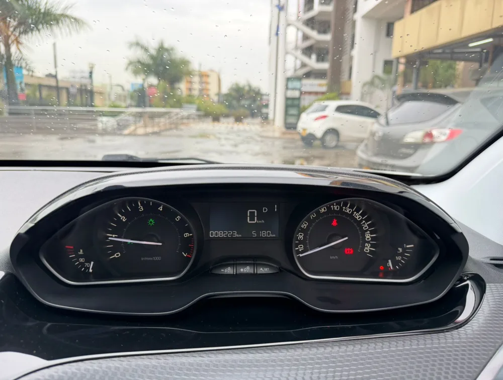 PEUGEOT 208 ALLURE - PRG Motors Ltd