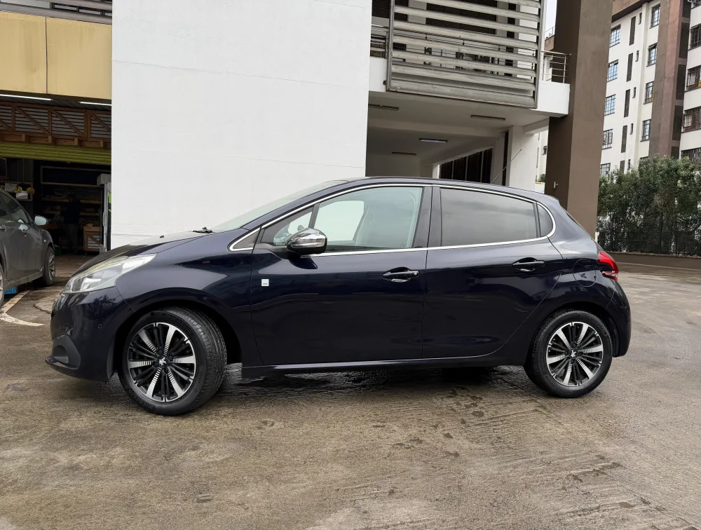 PEUGEOT 208 TECH EDITION - PRG Motors Ltd