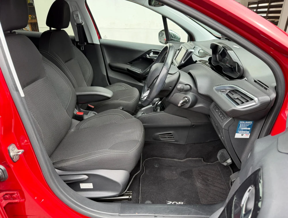 PEUGEOT 208 ALLURE - PRG Motors Ltd