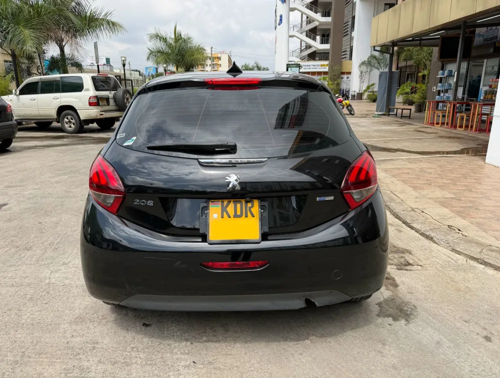 PEUGEOT 208 STYLE - PRG Motors Ltd