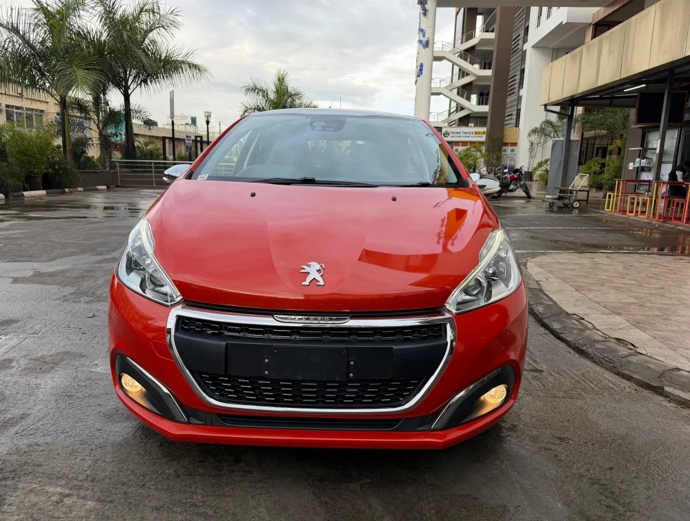 PEUGEOT 208 ALLURE MOONROOF - PRG Motors Ltd