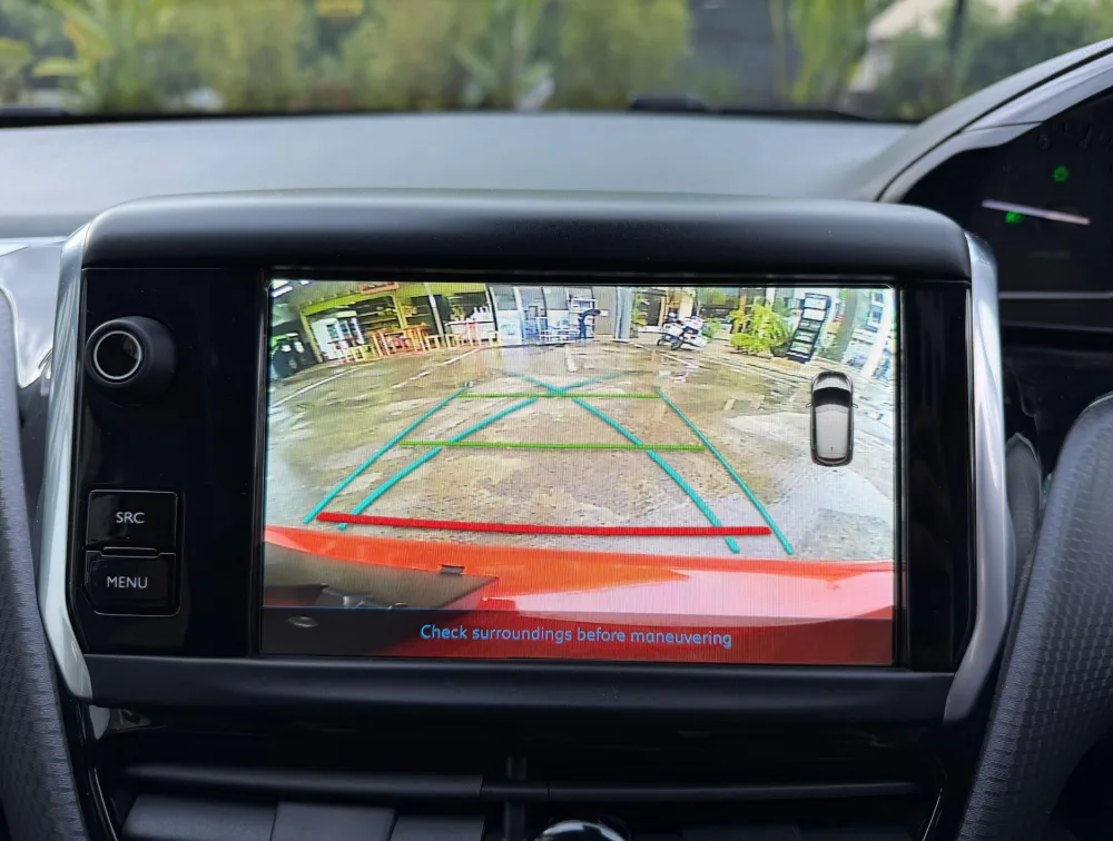 PEUGEOT 208 ALLURE MOONROOF - PRG Motors Ltd