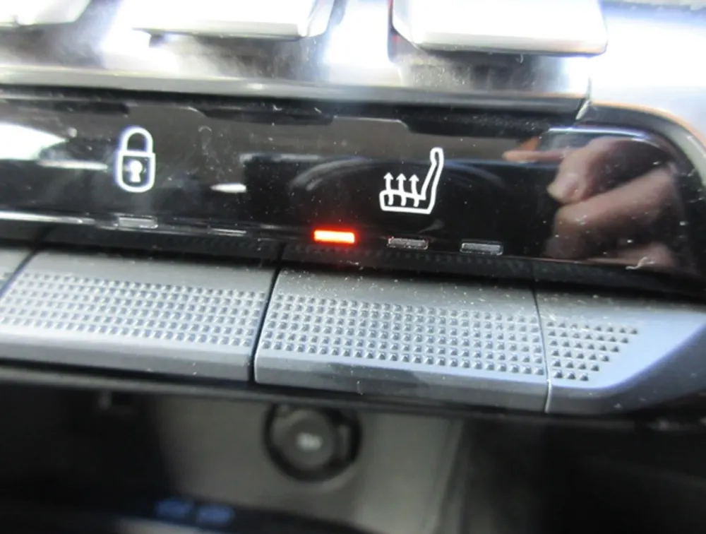 PEUGEOT 5008 CROSSCITY - PRG Motors Ltd