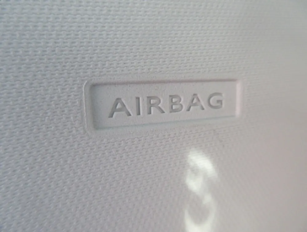 PEUGEOT 5008 CROSSCITY - PRG Motors Ltd